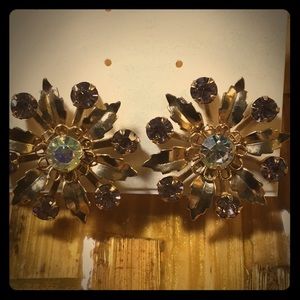 Vintage AB starbursts/flower screw on earring
